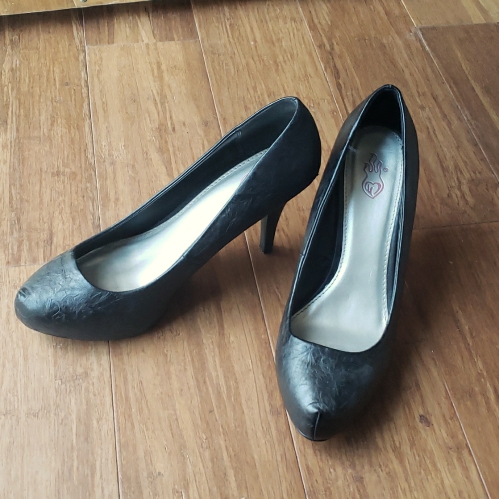 Torrid Size 9 Black Heels